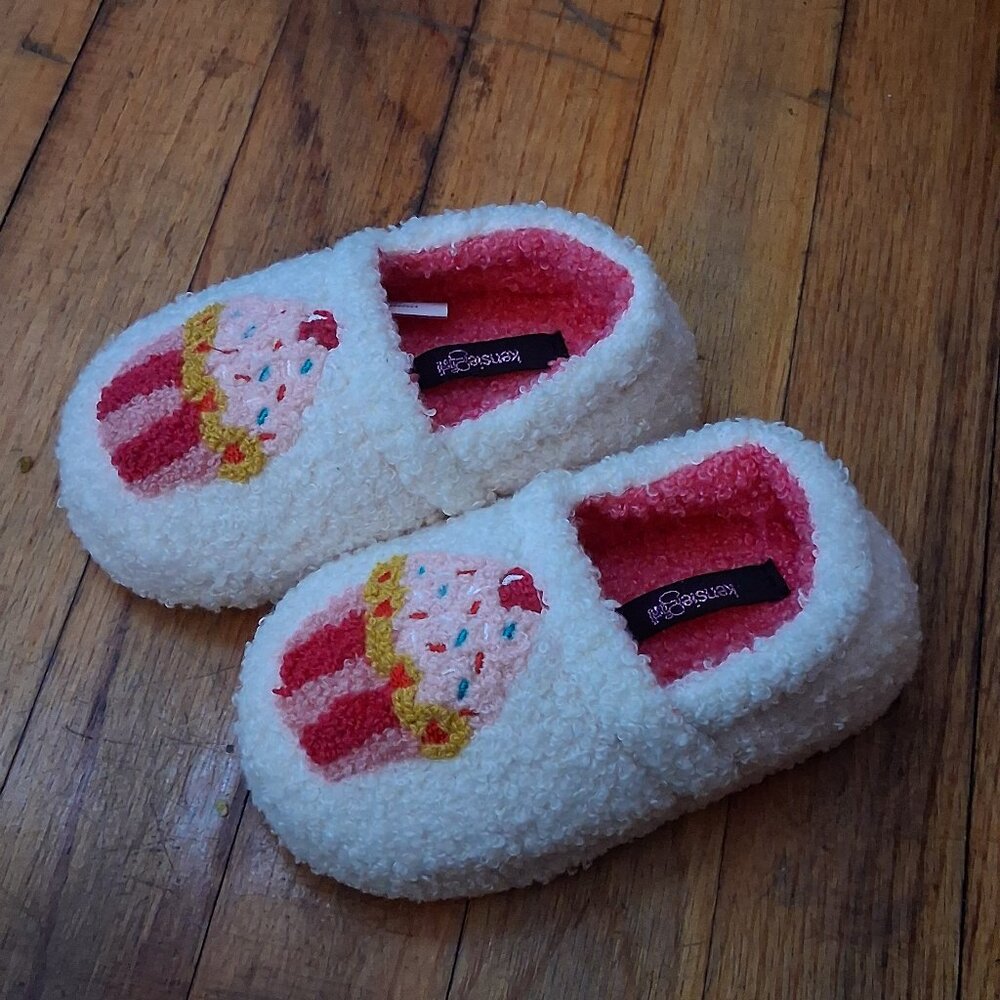 Kensie Girl Fuzzy Slippers
